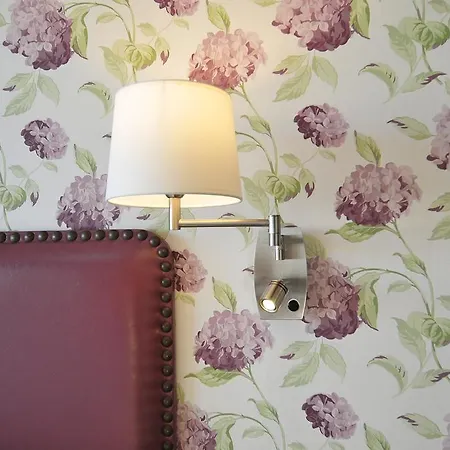 Llugaron I Casa de Campo *