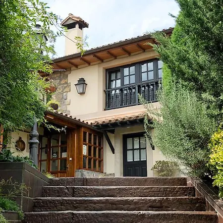 Llugaron I Casa de Campo Miravalles