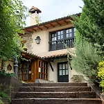 Llugaron I Venkovský dům Miravalles