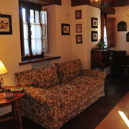 Llugaron I Venkovský dům *